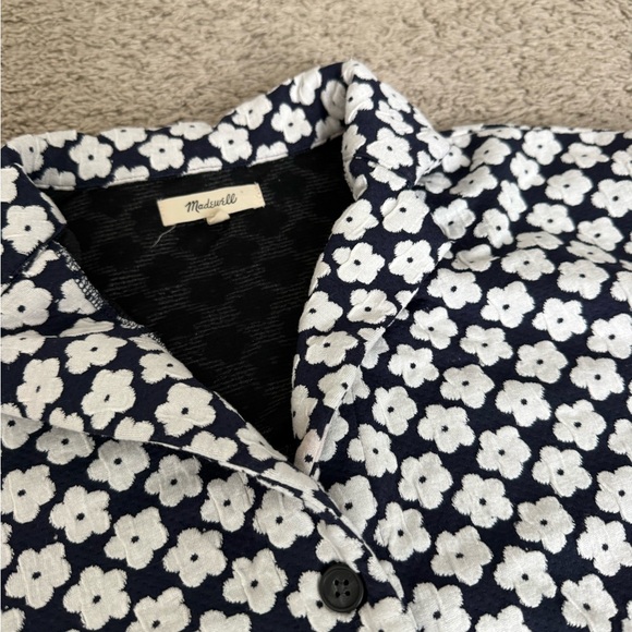 Madewell Navy Blue and White Flower Pattern Button Down Shirt and Short Set - Picture 6 of 11